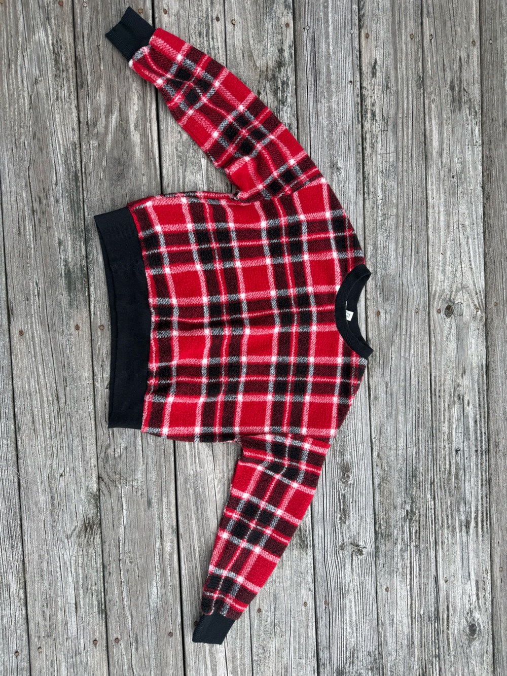 Forever 21 Red Plaid Fleece Cropped Sweatshirt